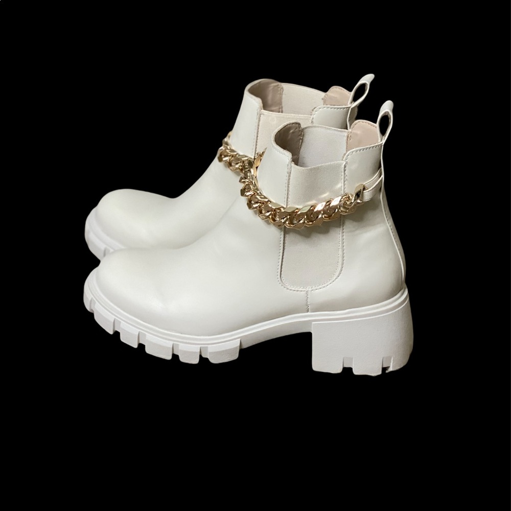 Steve Madden boots